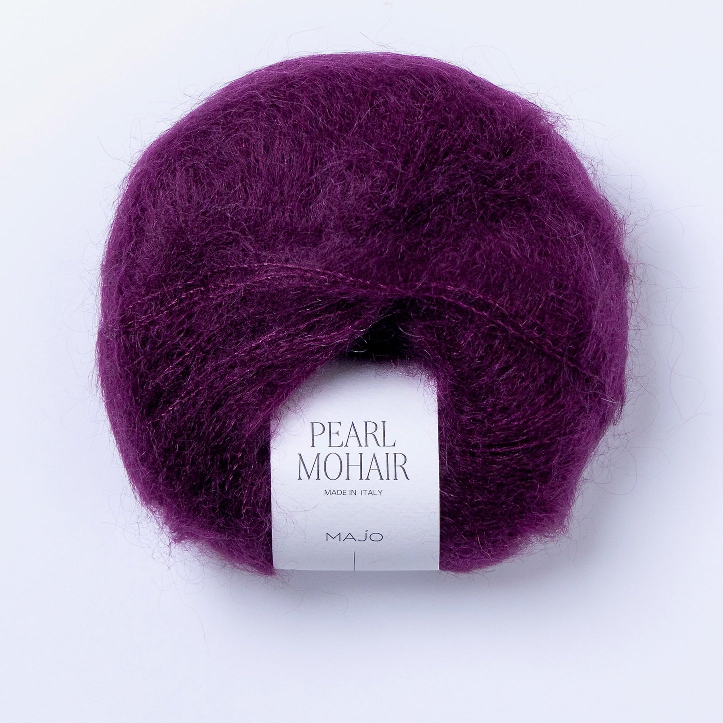 Pelote de Pearl Mohair de Majo Garn, coloris 902 Wine