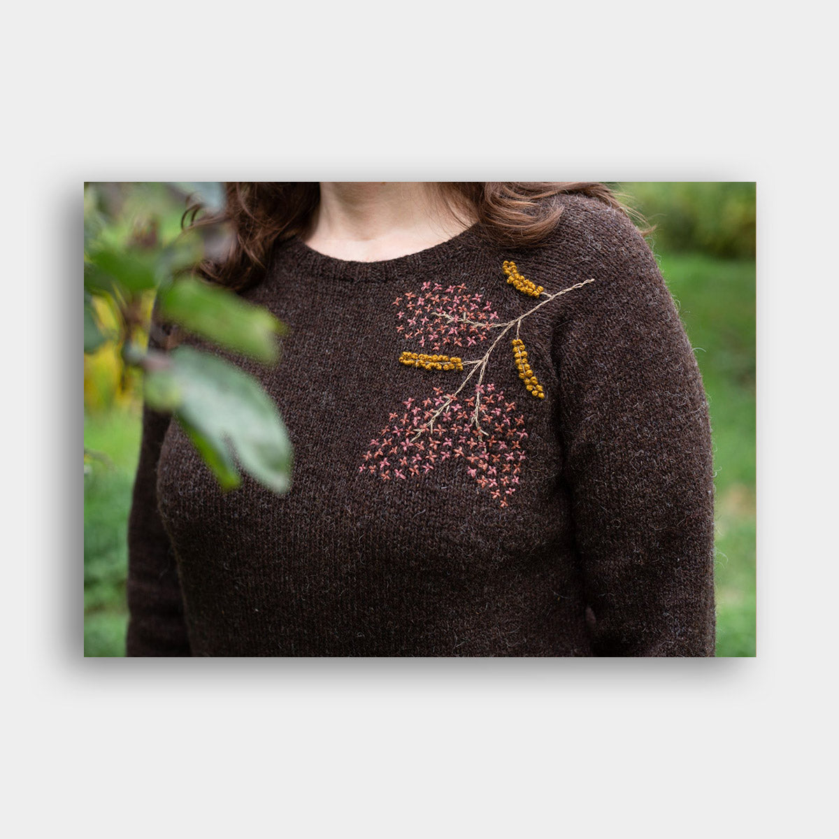 Embroidery on Knits - Judit Gummlich