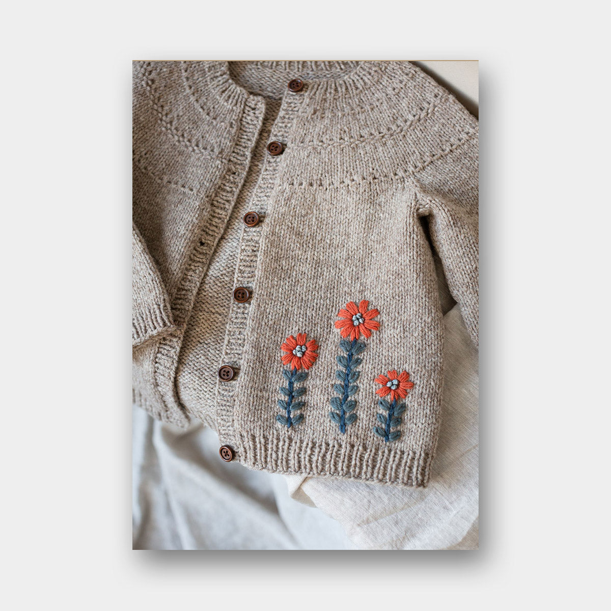 Embroidery on Knits - Judit Gummlich