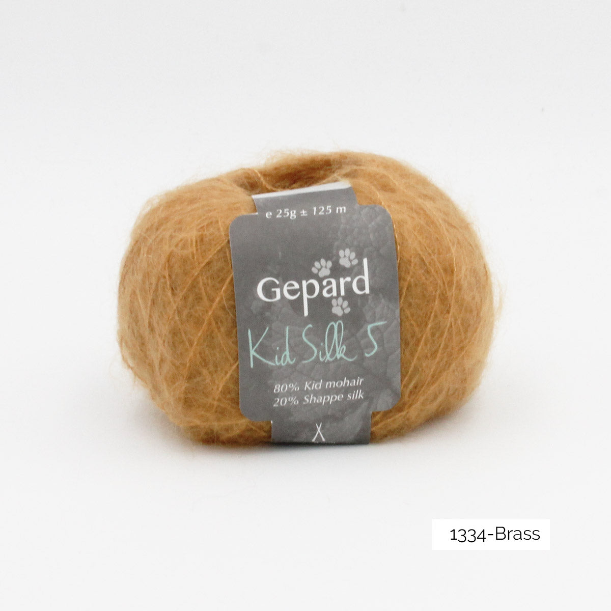 Une pelote de Kid Silk 5 de Gepard Garn dans le coloris Brass (laiton)