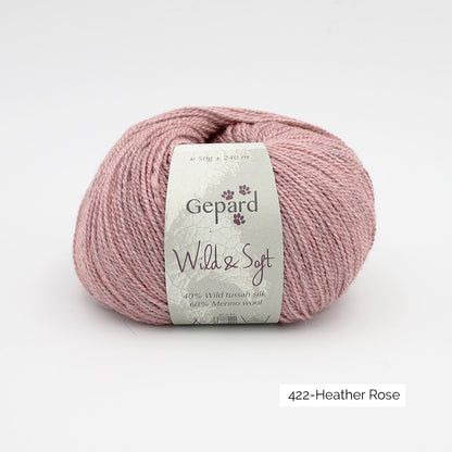 Une pelote de Wild & Soft de Gepard Garn, coloris Heather Rose (rose froid moyen chiné)