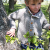 Présentation du gilet pour enfants Joseph, patron de tricot créé par Julie Partie