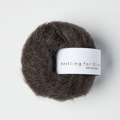 Pelote de Soft Silk Mohair de Knitting for Olive (KFO) coloris Dark Moose