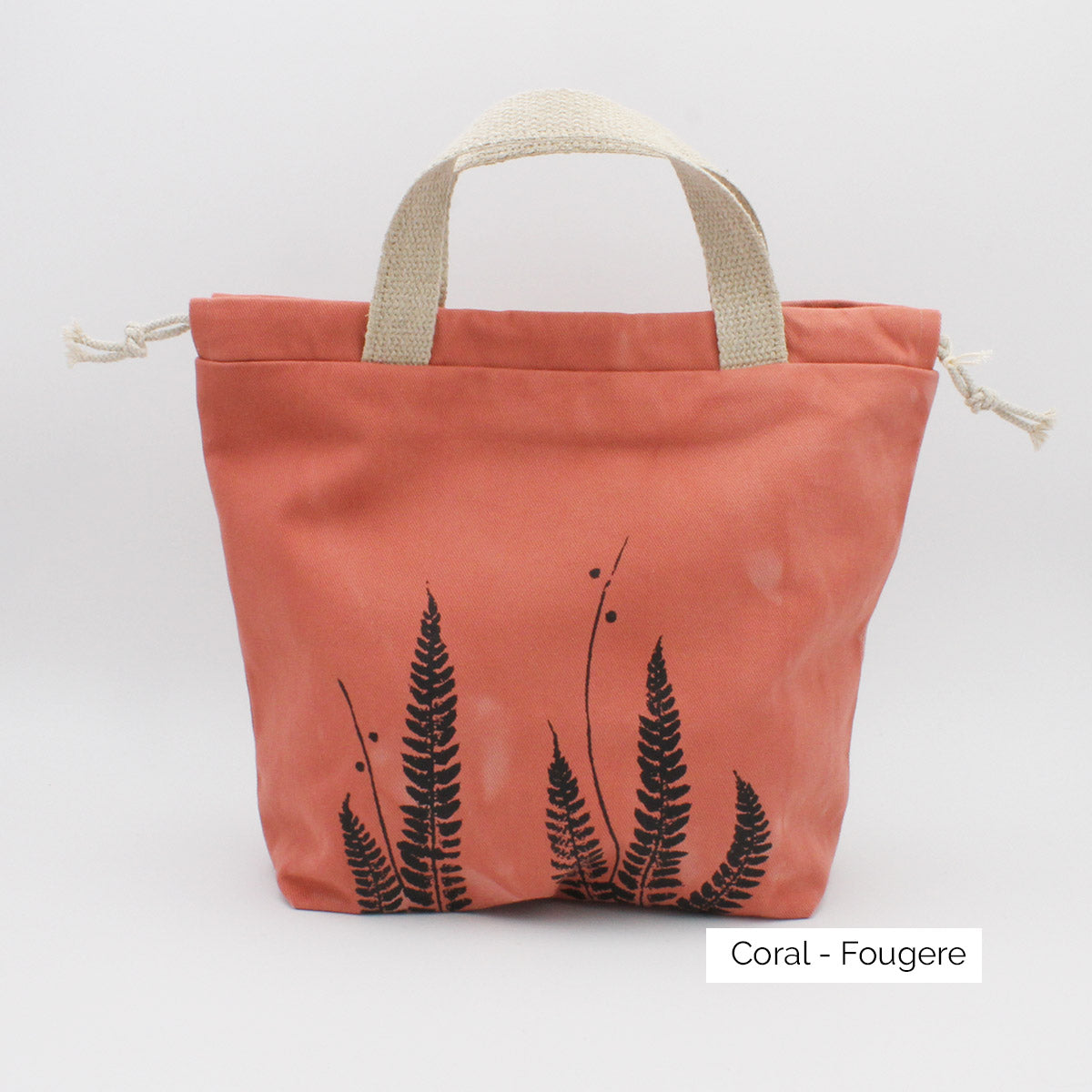 Présentation d'un sac à projet Kaliko, coloris Coral et imprimé Fougère