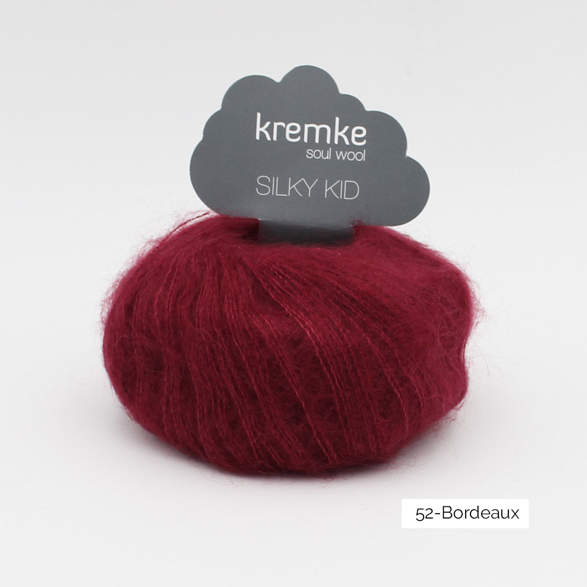 Une pelote de Silky Kid de Kremke couleur Bordeaux