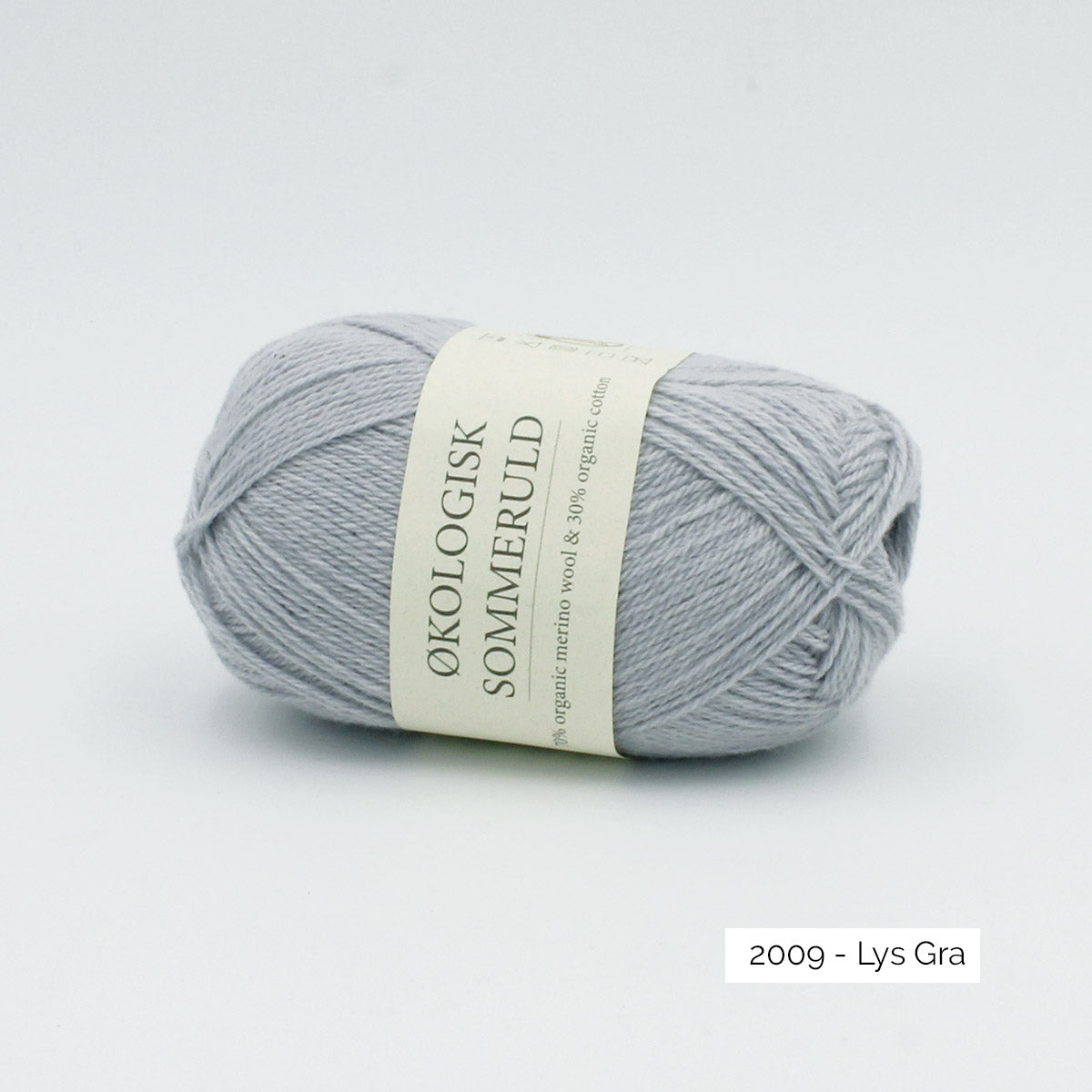 Une pelote de Okologist Sommeruld de CaMaRose coloris Lys Gra