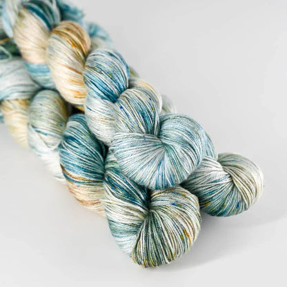 Echeveaux de Pure Silk de Sysleriget, coloris Santorini