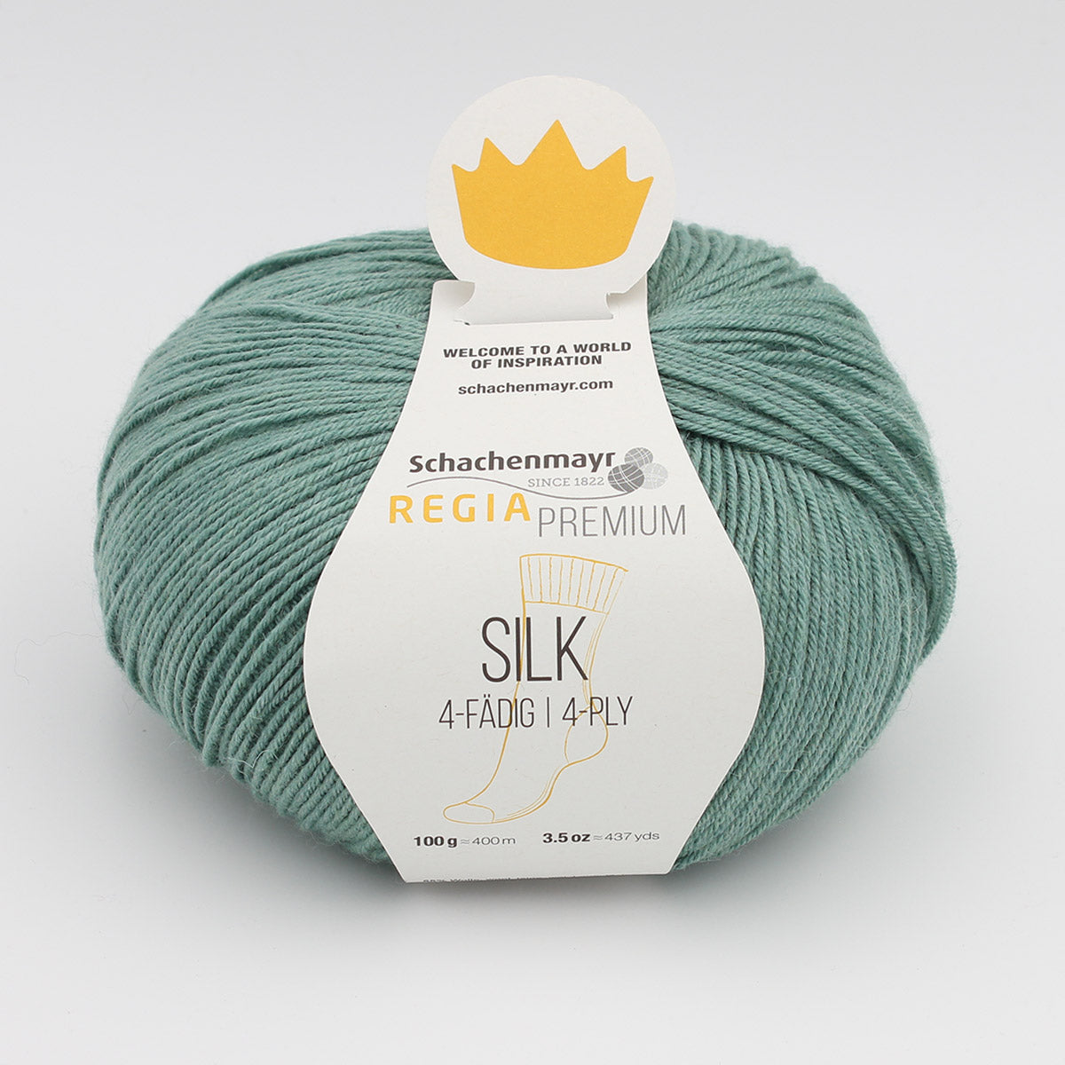 Une pelote de Regia Premium Silk coloris Sauge