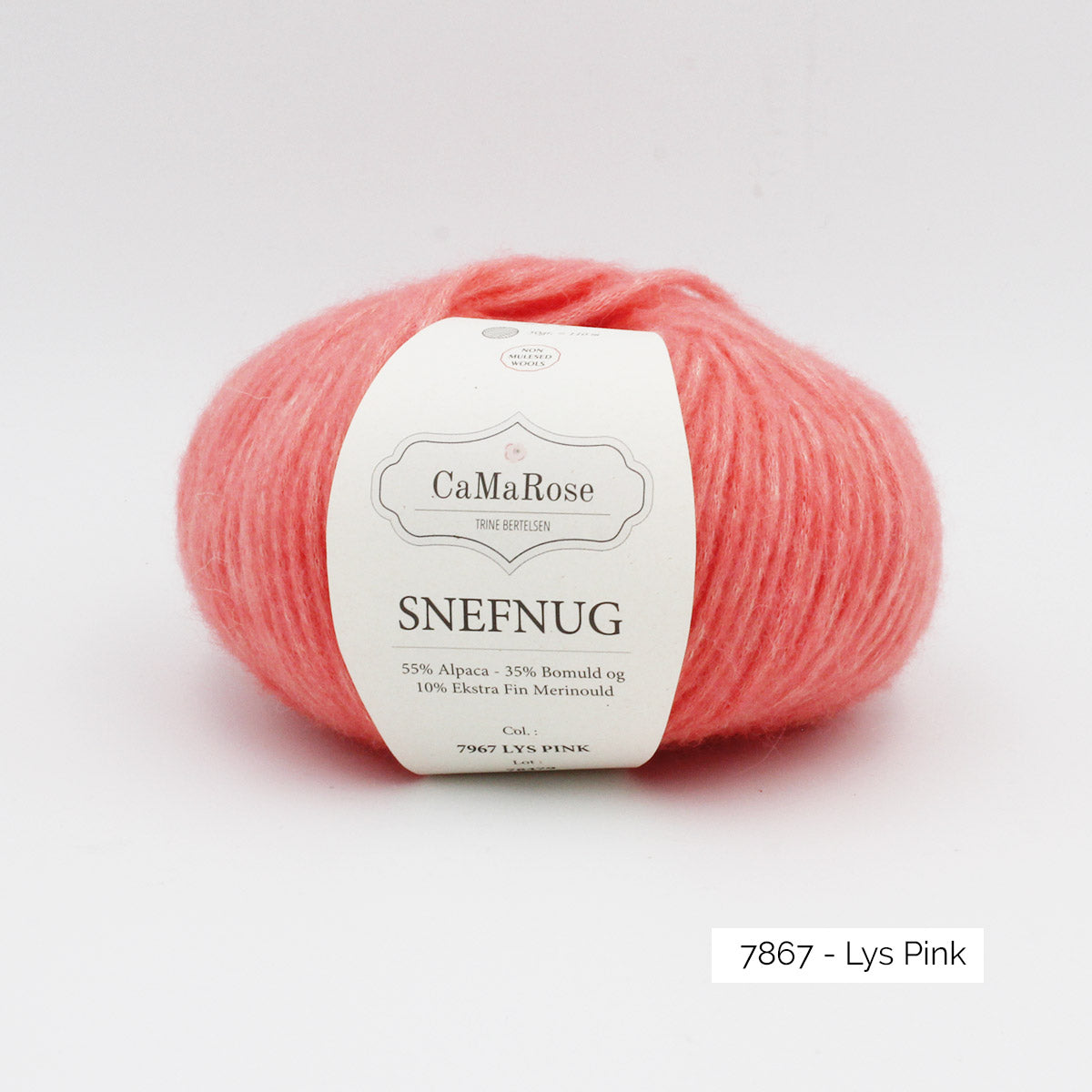 Une pelote de Snefnug de CaMaRose coloris Lys Pink (rose corail vif)