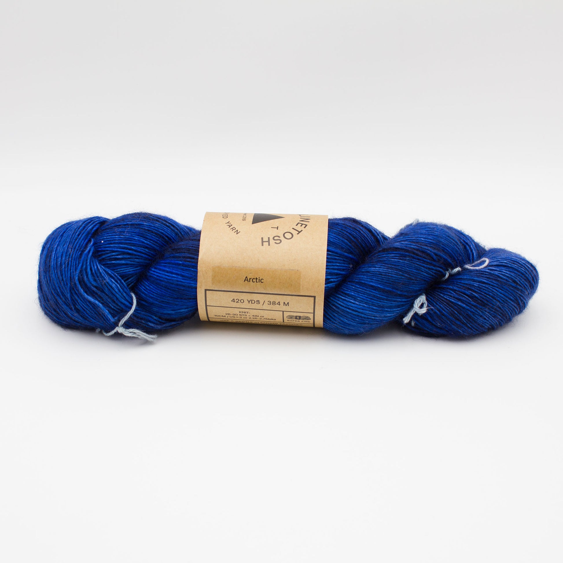 Echeveau de Tosh Merino Light de MadelineTosh coloris Arctic