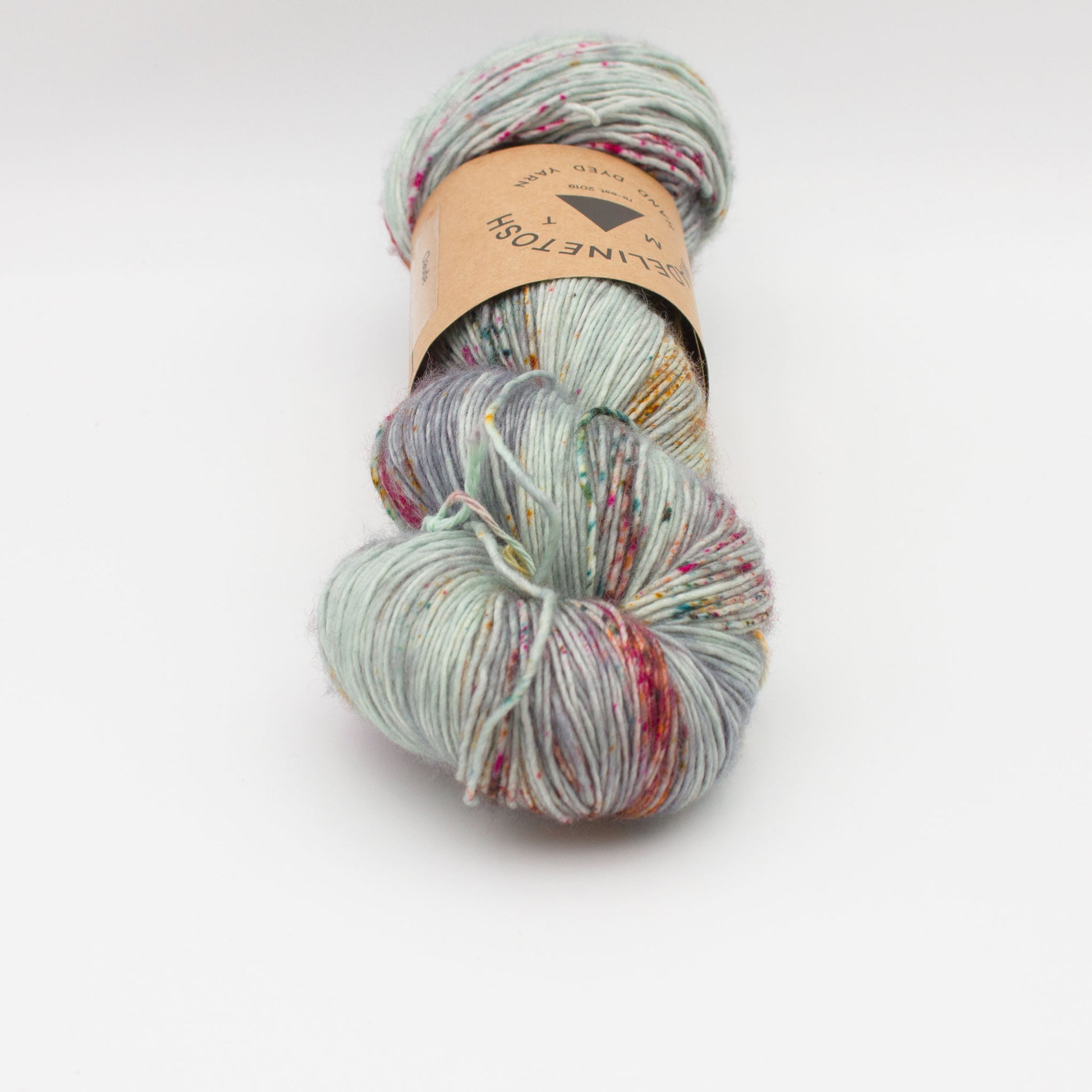 Echeveau de Tosh Merino Light de MadelineTosh coloris Claude