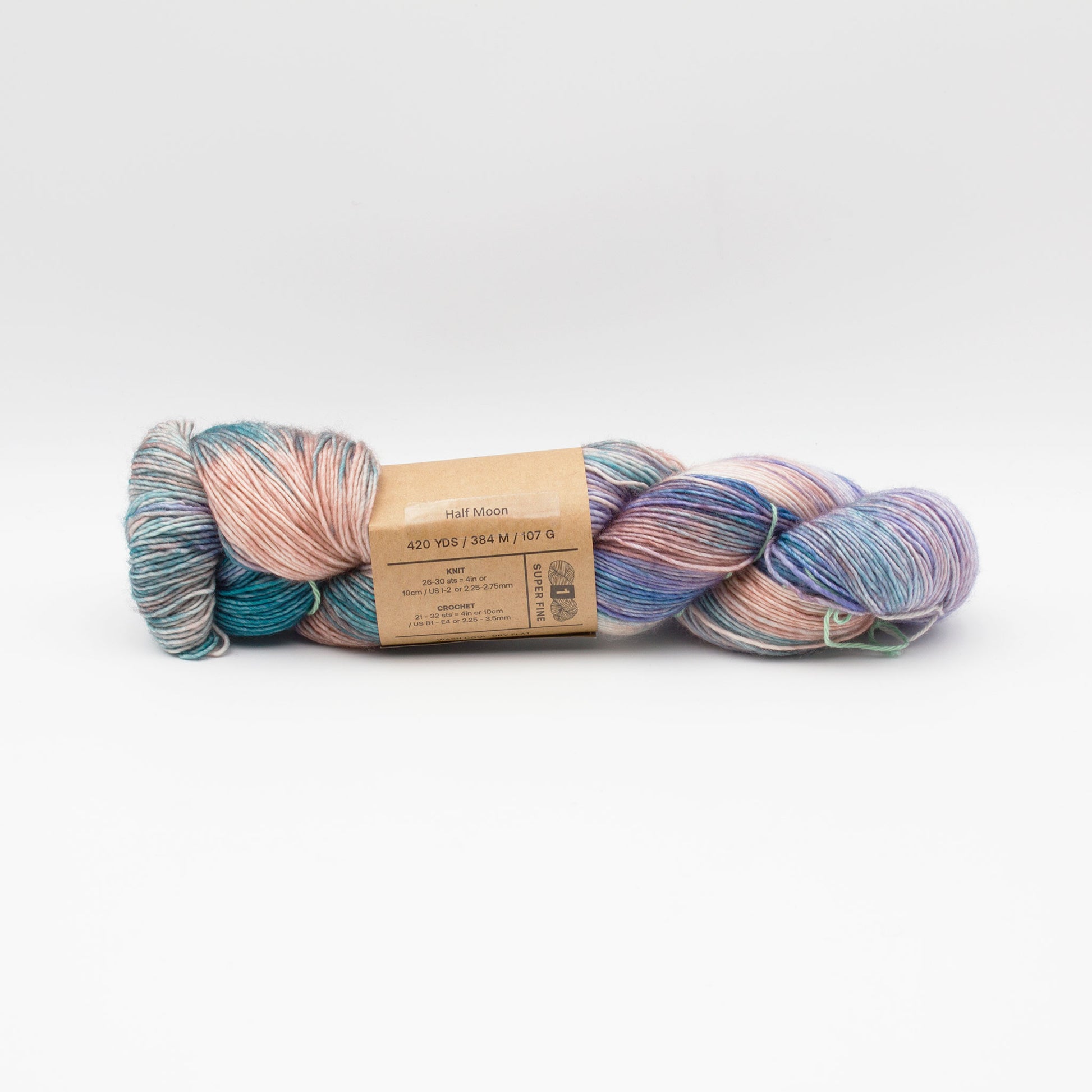 Echeveau de Tosh Merino Light (TML) de Madeline Tosh coloris Half Moon