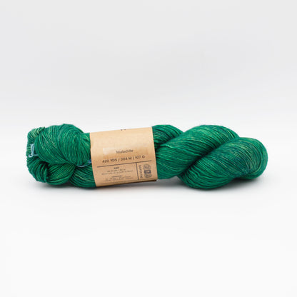 Echeveau de Tosh Merino Light (TML) de Madeline Tosh coloris Malachite