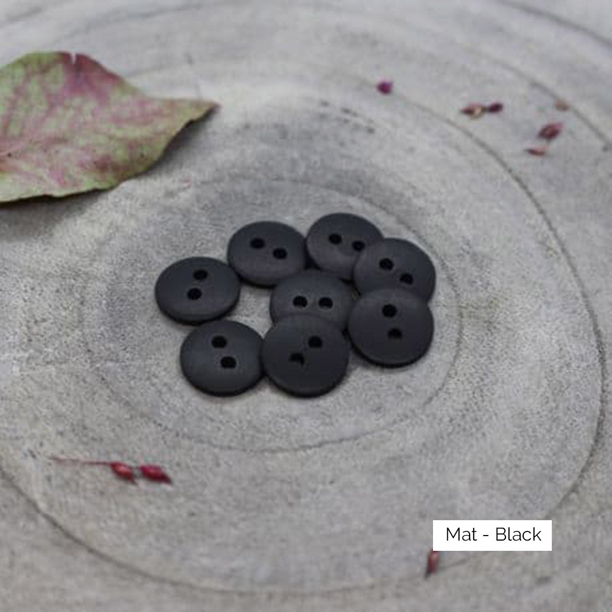 Boutons Classic Matte d'Atelier Brunette coloris Black (noir)