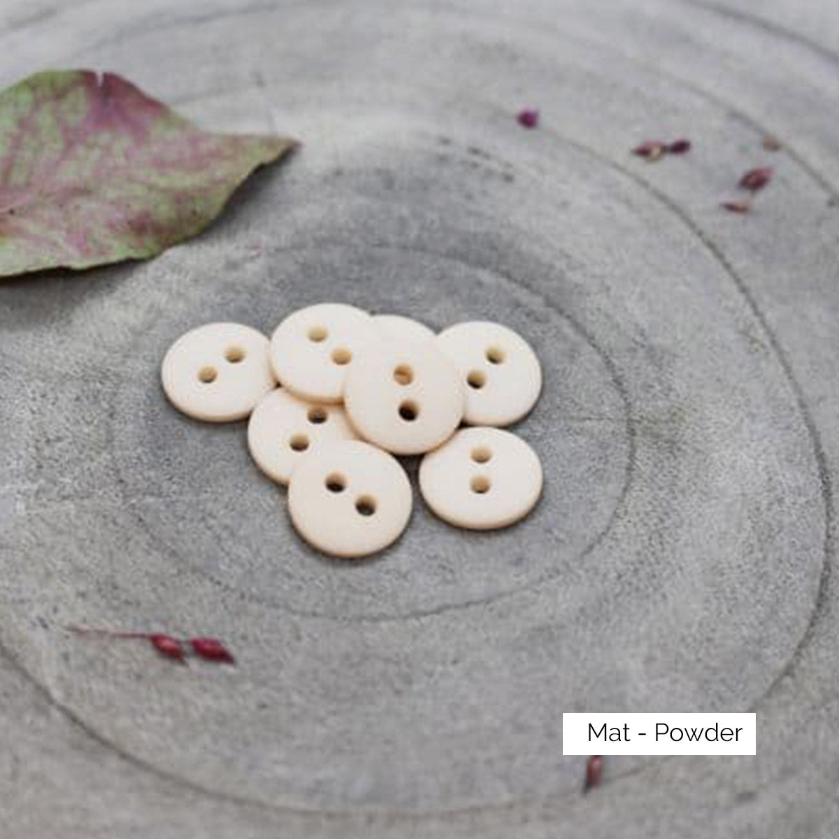 Boutons Classic Matte d'Atelier Brunette coloris Powder