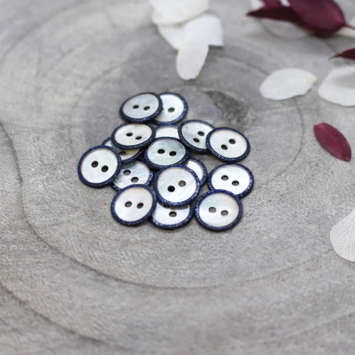 Boutons Atelier Brunette modèle Glitz, coloris Midnight