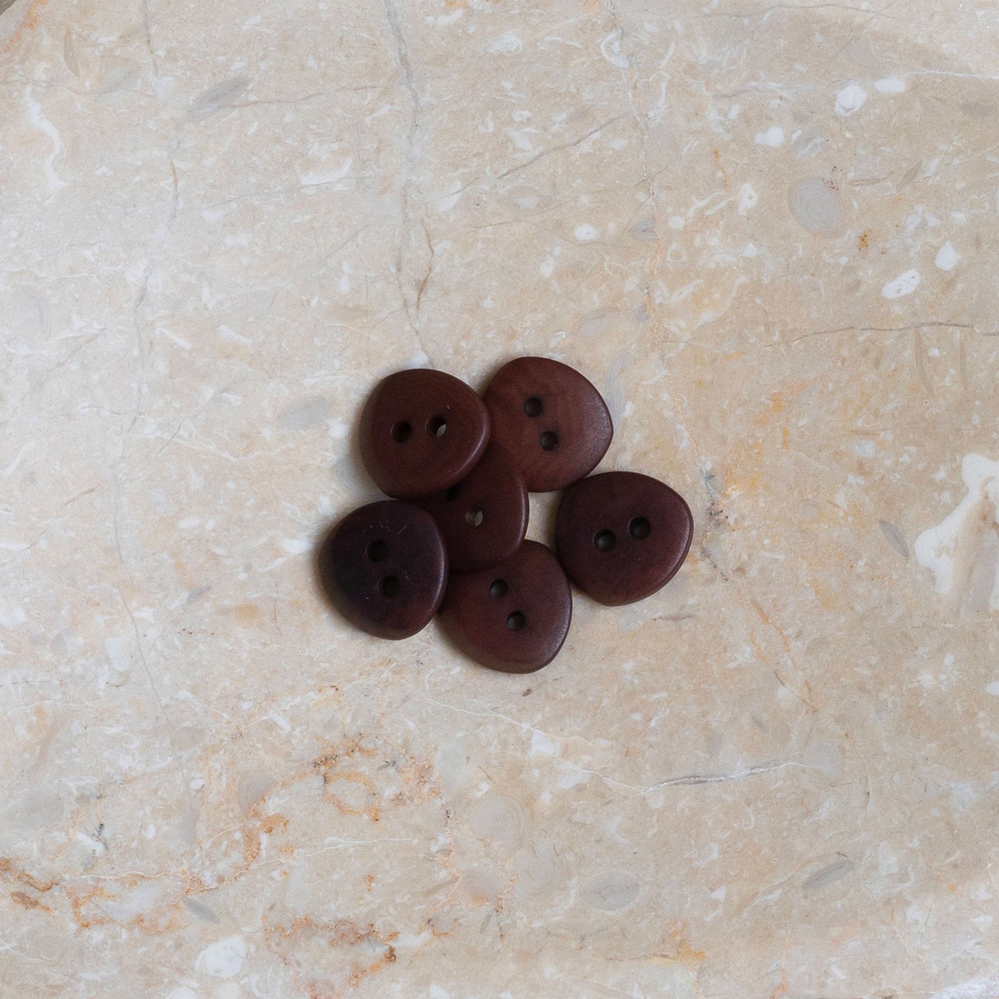 Boutons Jaipur d'Atelier Brunette coloris Rust / Cripsy Brownie