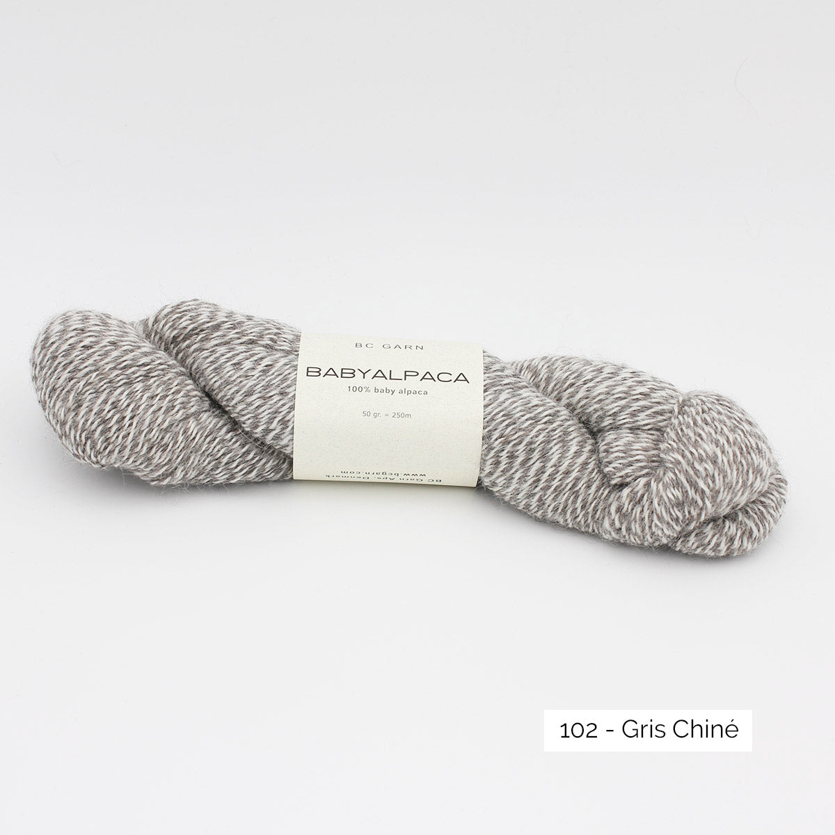 Echeveau de Baby Alpaca de BC Garn, coloris 102 Gris Chiné