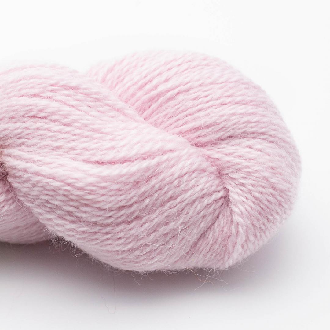 Echeveau de Baby Alpaca de BC Garn coloris 74 Rose Pastel