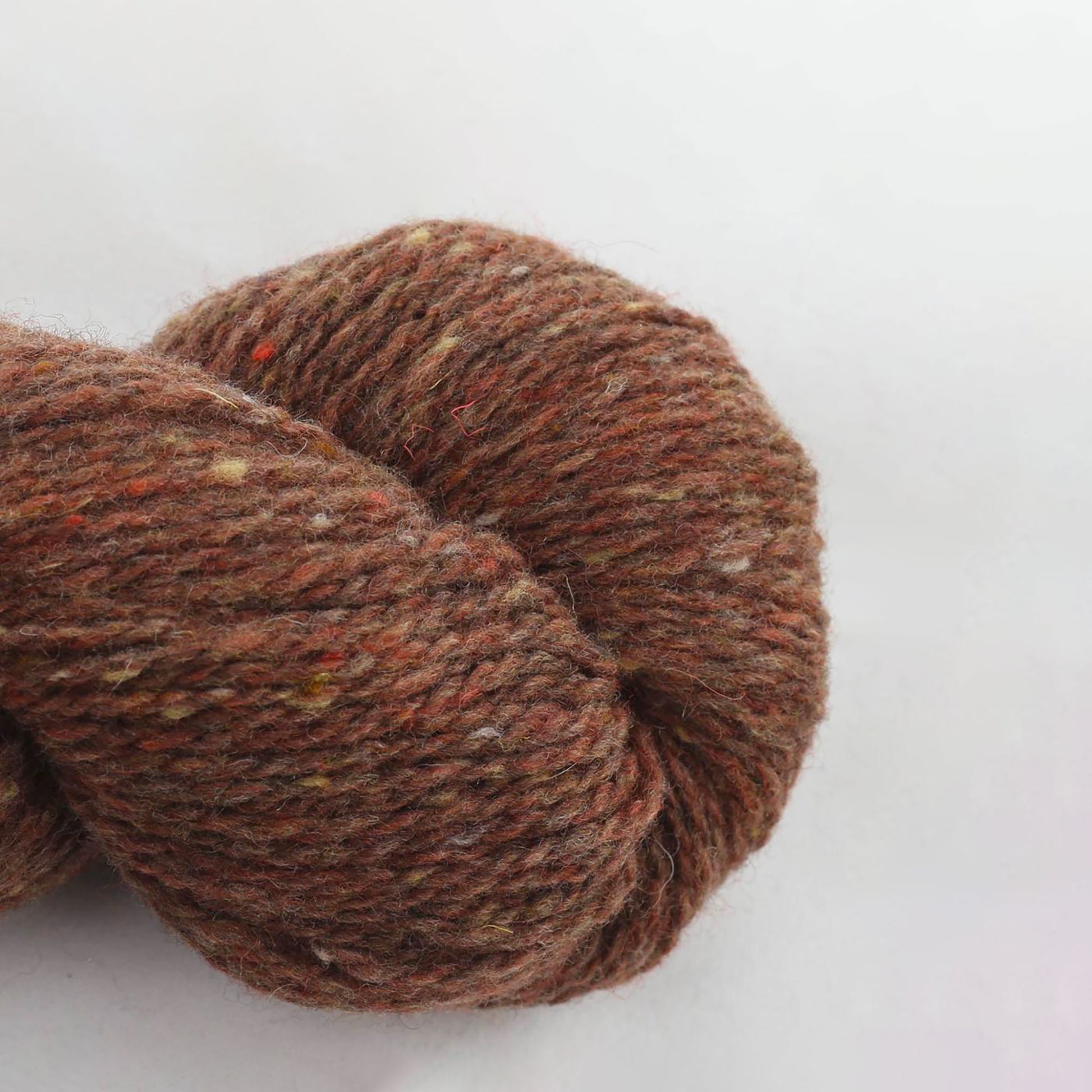 Echeveau de Loch Lomond GOTS de BC Garn coloris 04 Nougat