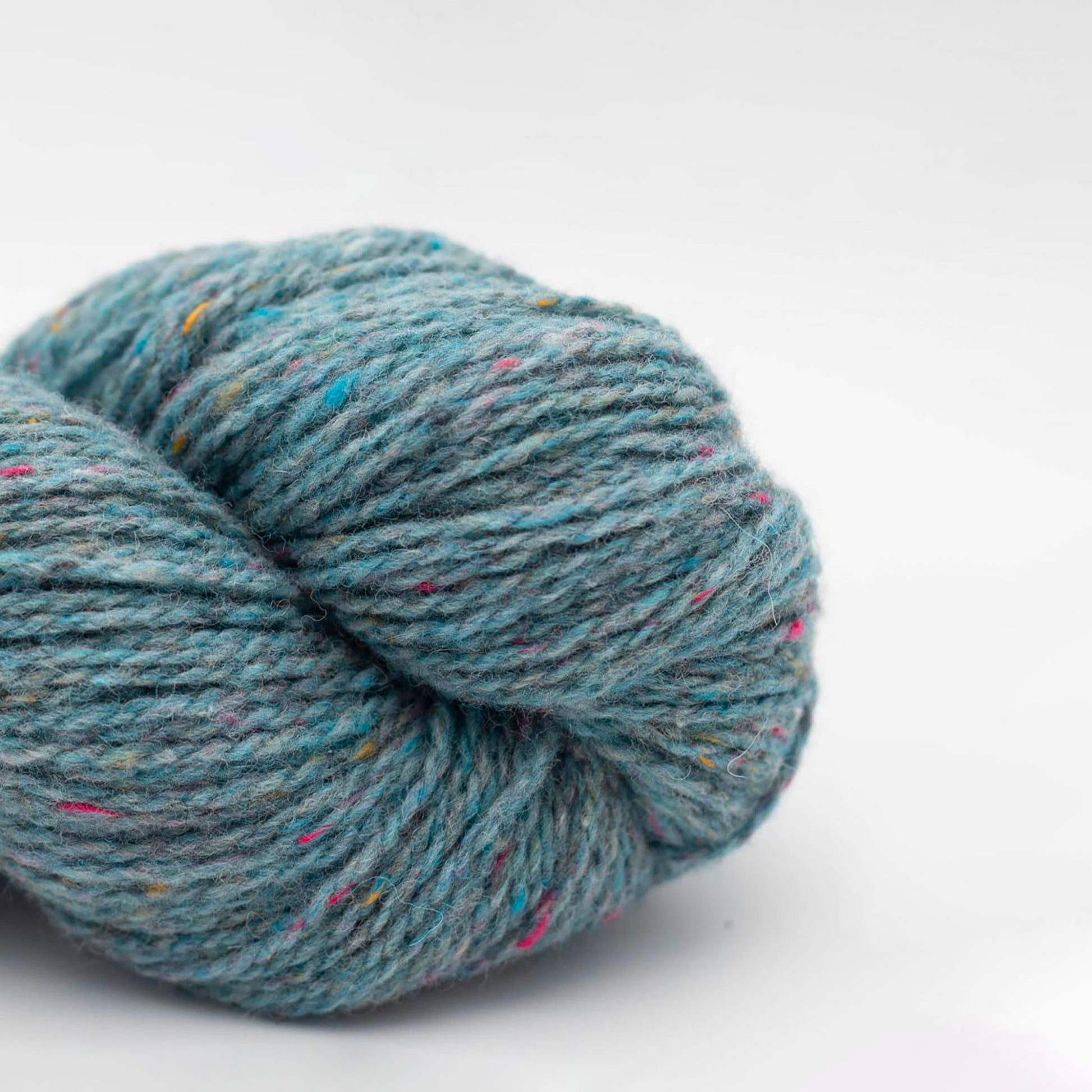 Echeveau de Loch Lomond GOTS de BC Garn coloris 10 Green Blue