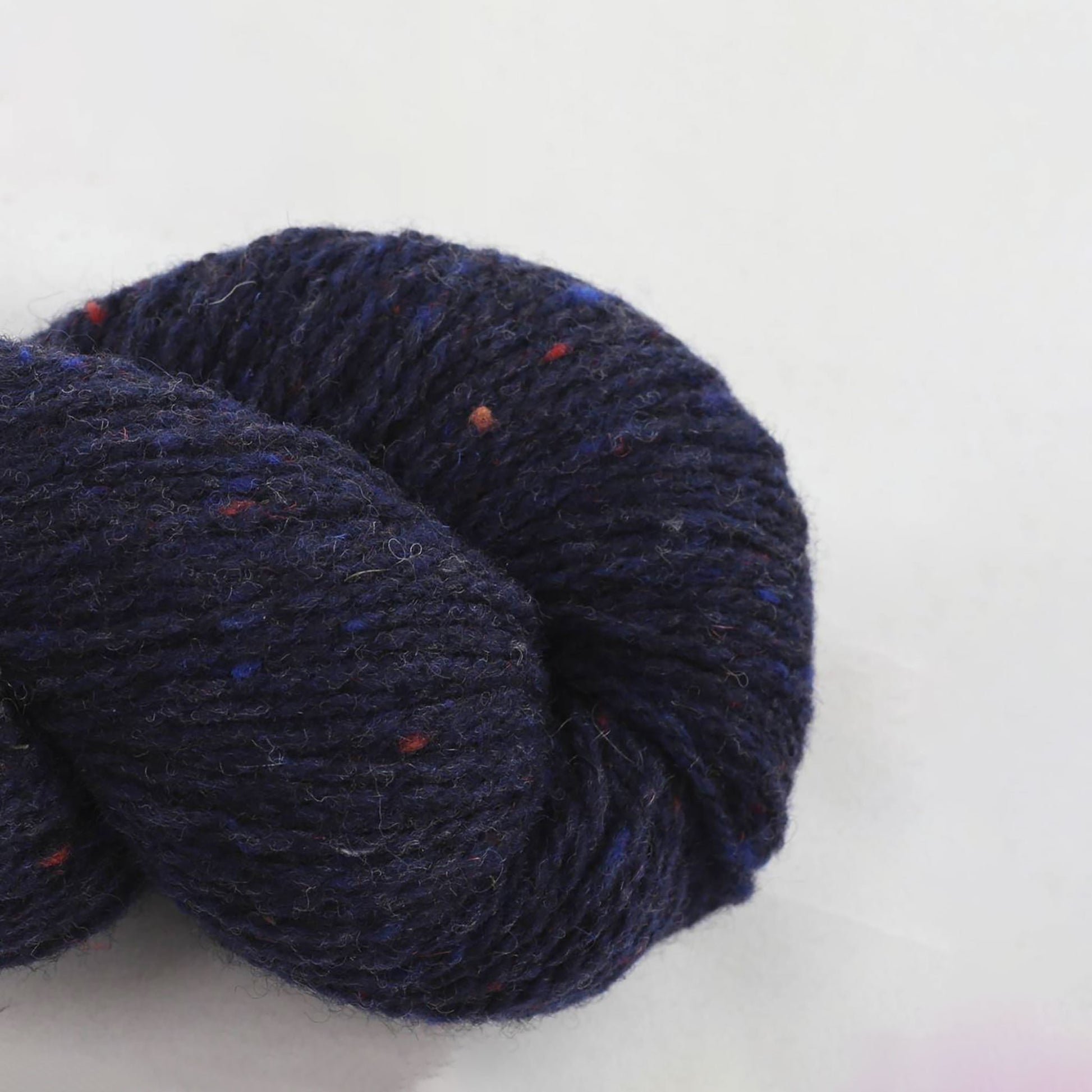 Echeveau de Loch Lomond GOTS de BC Garn coloris 16 Night Blue