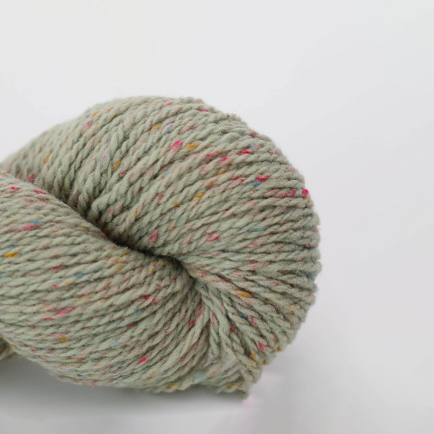 Echeveau de Loch Lomond GOTS de BC Garn coloris 27 Light Green