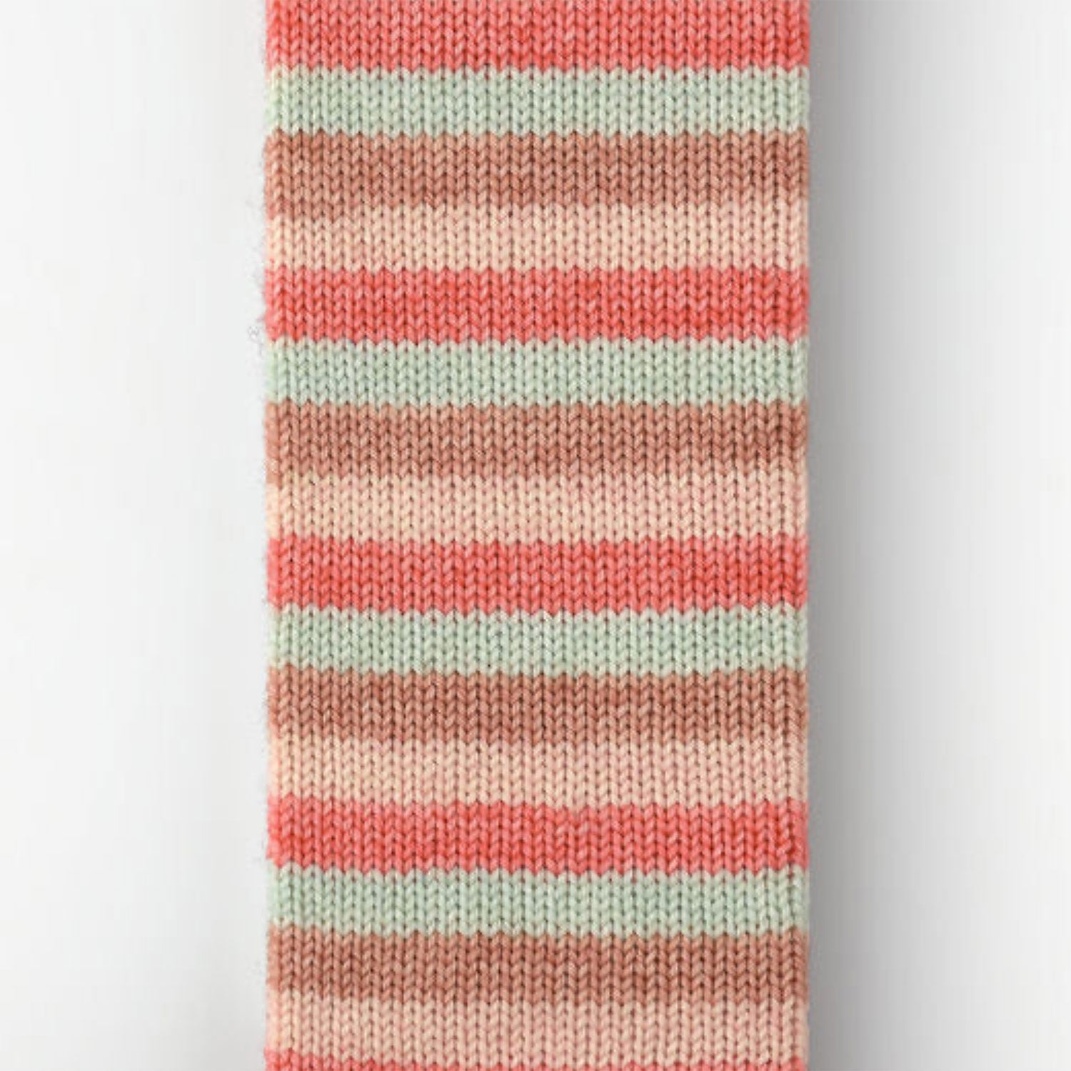 Laine à chaussettes autorayante Fingering 85/15 Le Bruit des Aiguilles coloris La Maison des Dunes