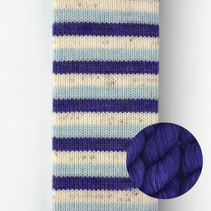 Kit de laine à chaussettes Le Bruit des Aiguilles, coloris I Smell Snow / mini Bleu Roi