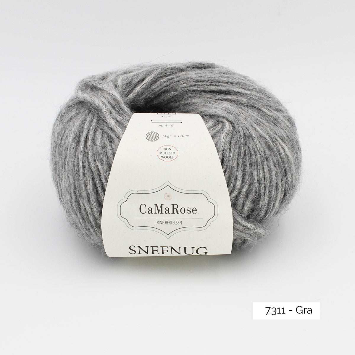 Pelote de Snefnug de CaMaRose, alpaga et mérinos soufflé sur un filet de coton, coloris 7311 Gra (gris moyen)