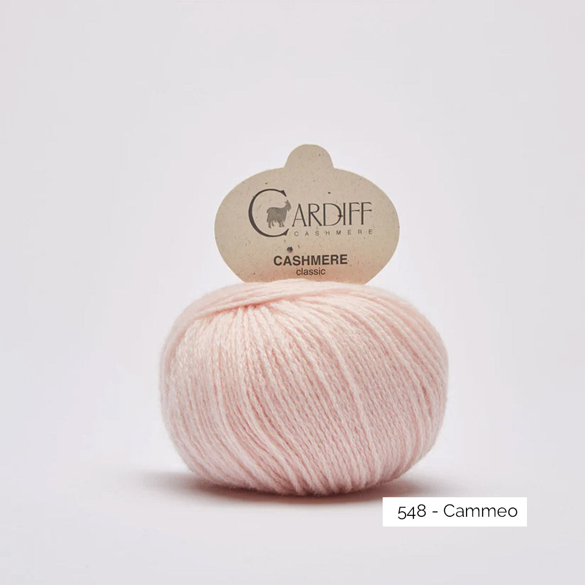 Pelote de cachemire Classic de Cardiff Cashmere coloris 548 Cammeo