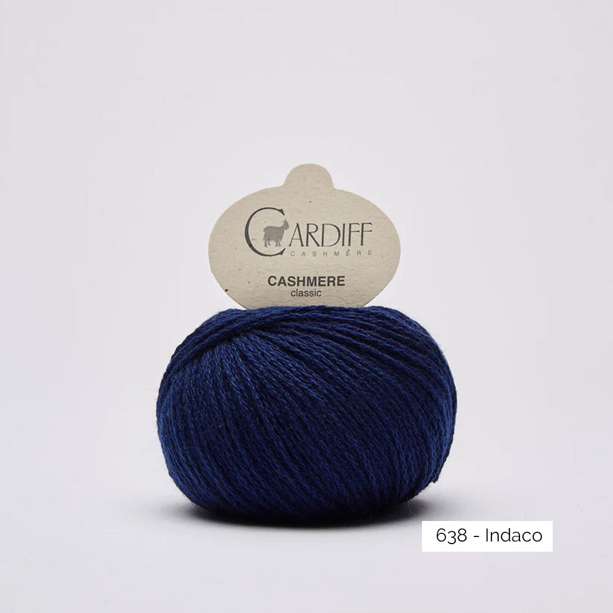 Pelote de cachemire Classic de Cardiff Cashmere coloris 638 Indaco