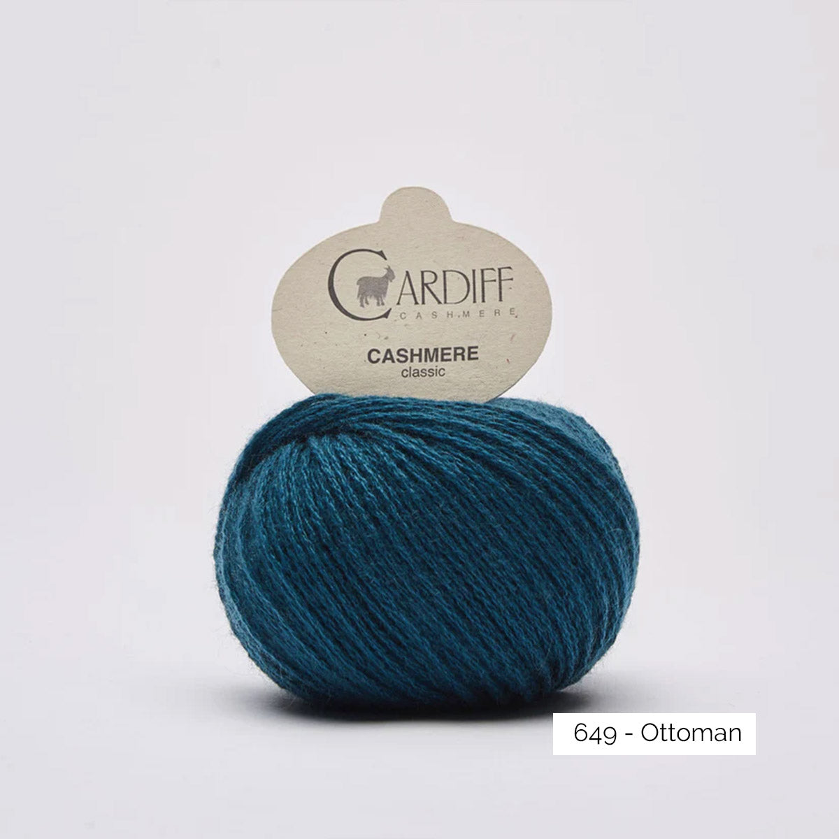 Pelote de cachemire Classic de Cardiff Cashmere coloris 649 Ottoman (bleu canard)