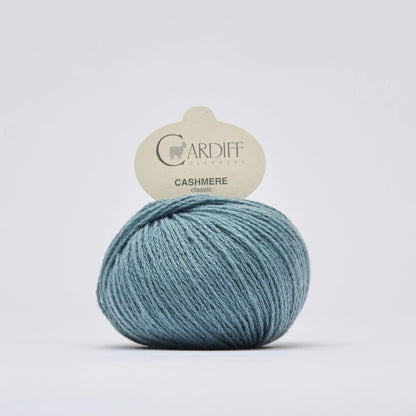 Pelote de Classic de Cardiff Cashmere coloris 744 Lago