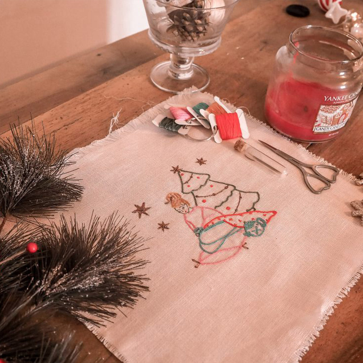 Kit De Broderie De Noël Pour Débutants Bricolage Adulte Avec Motif Ensemble Complet Avec Aiguilles Et Kit De Broderie De Noël Pour Débutants Bricolage Adulte Avec Motif Ensemble Complet Avec Aiguilles Et