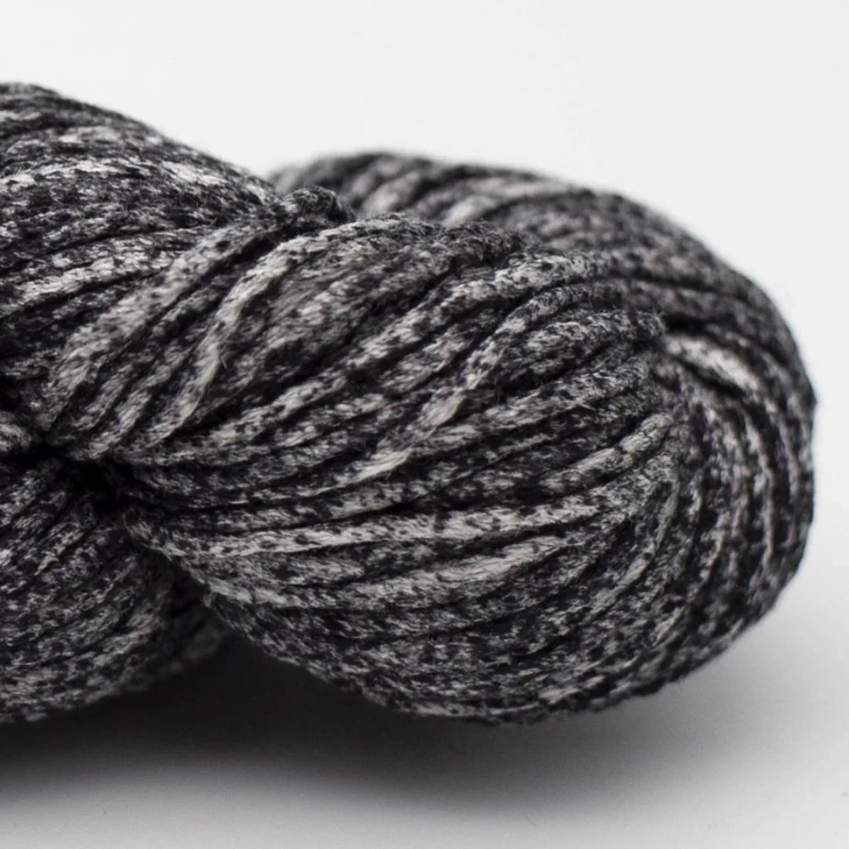 Studio Linen d'Erika Knight, coloris 417 Black & White