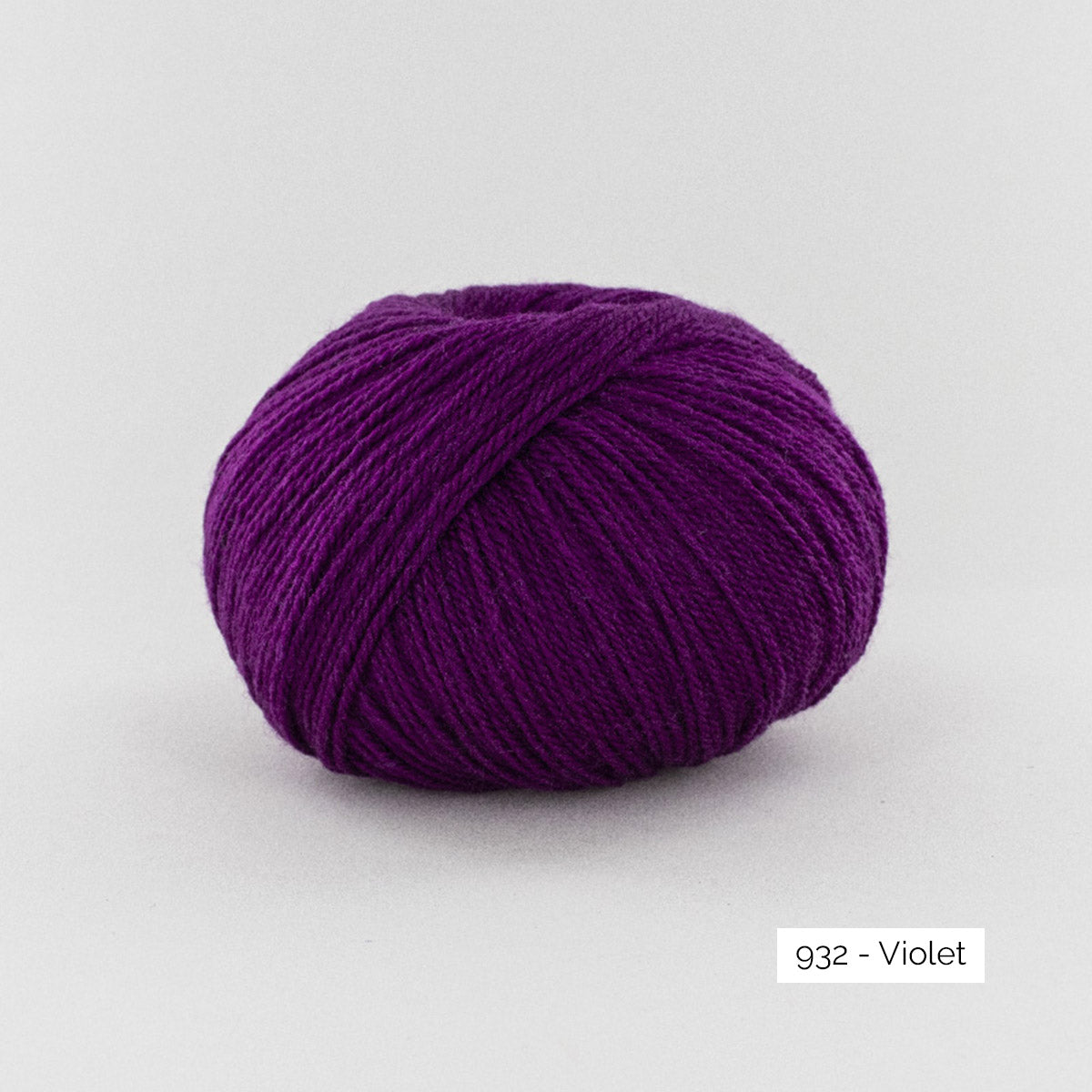 Pelote de mérinos extrafin superwash BB Mérinos de Fonty, coloris 932 Violet