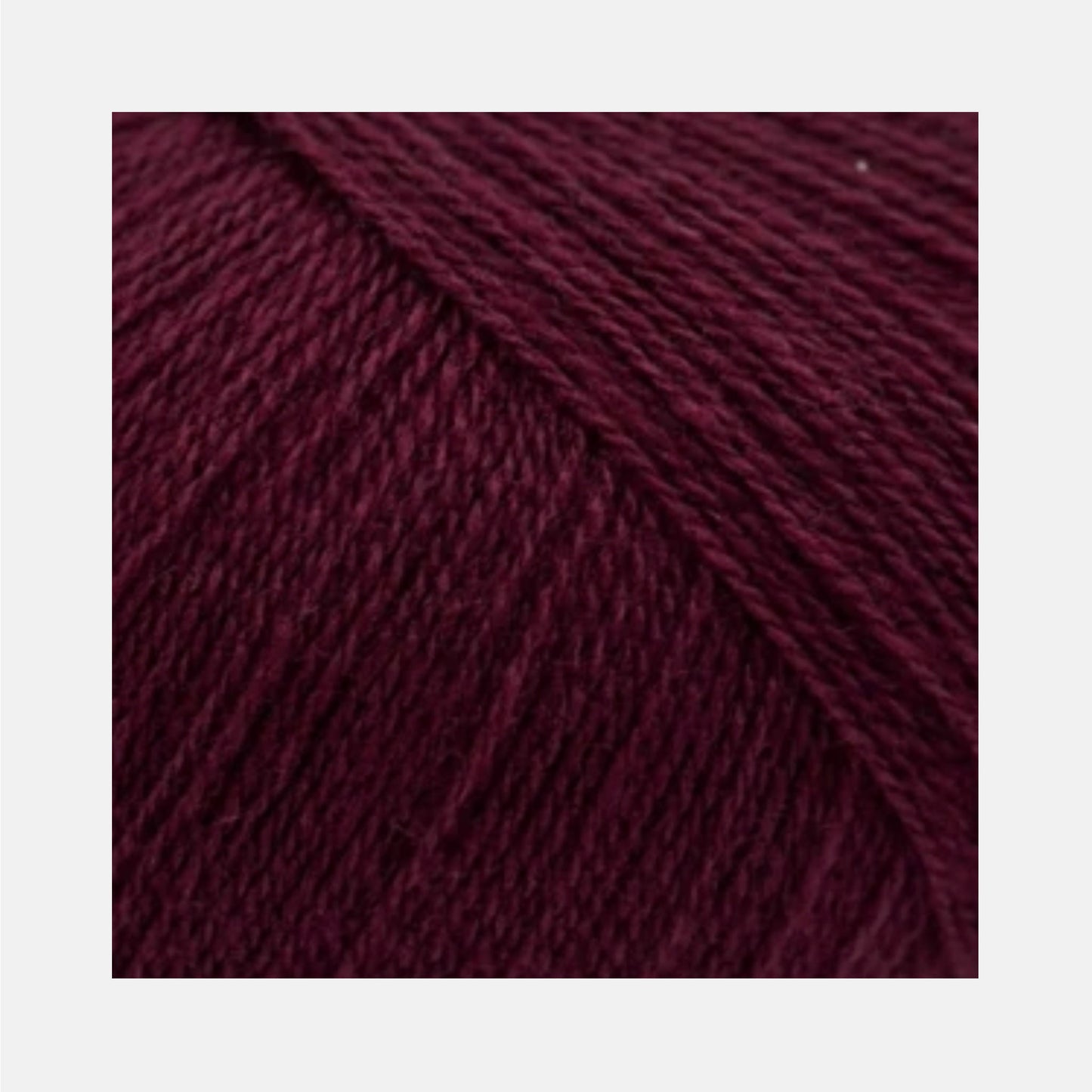 Cashmere Lace de Gepard Garn coloris 425 Midnight Cherry