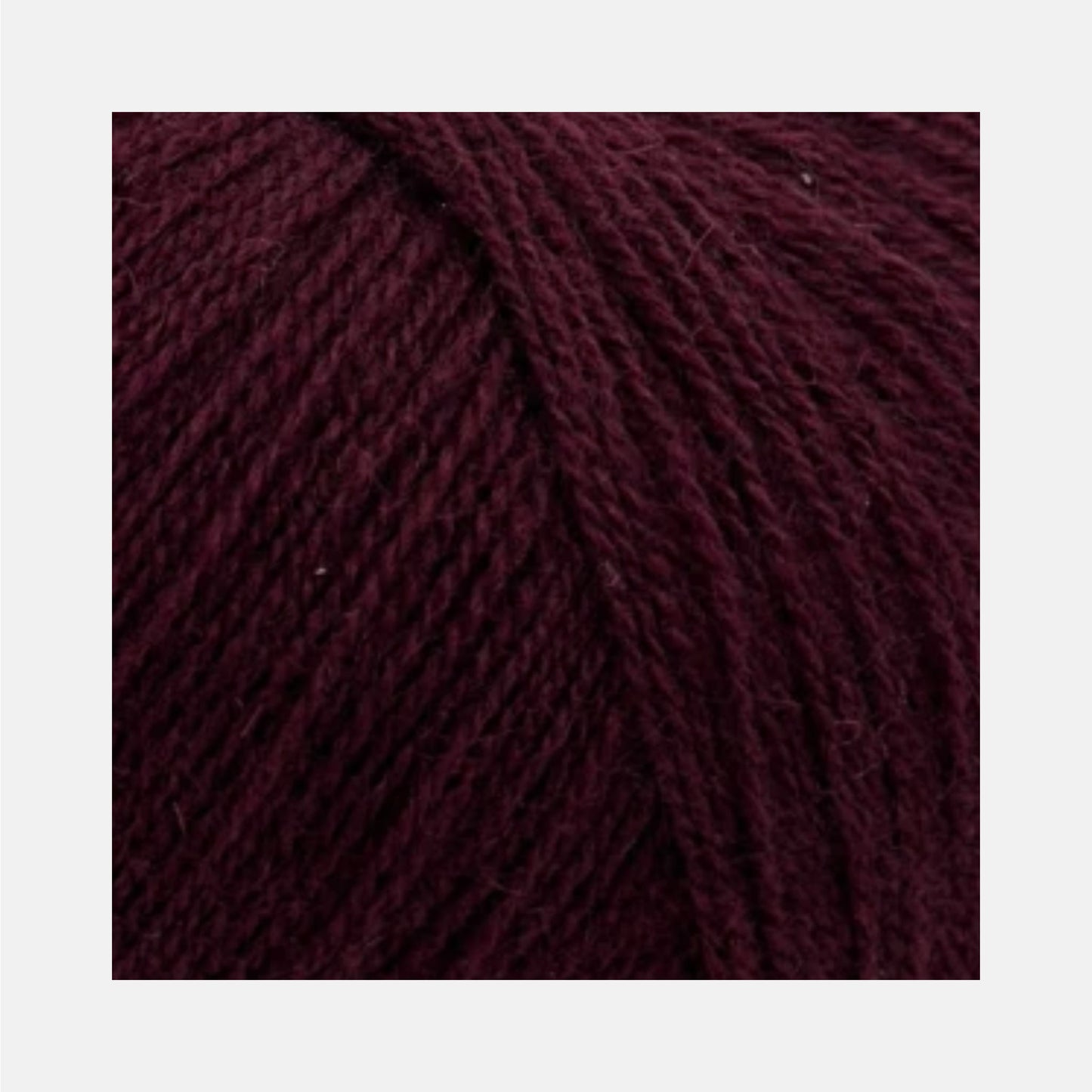 Cashmere Lace de Gepard Garn coloris 480 Raven's Plum