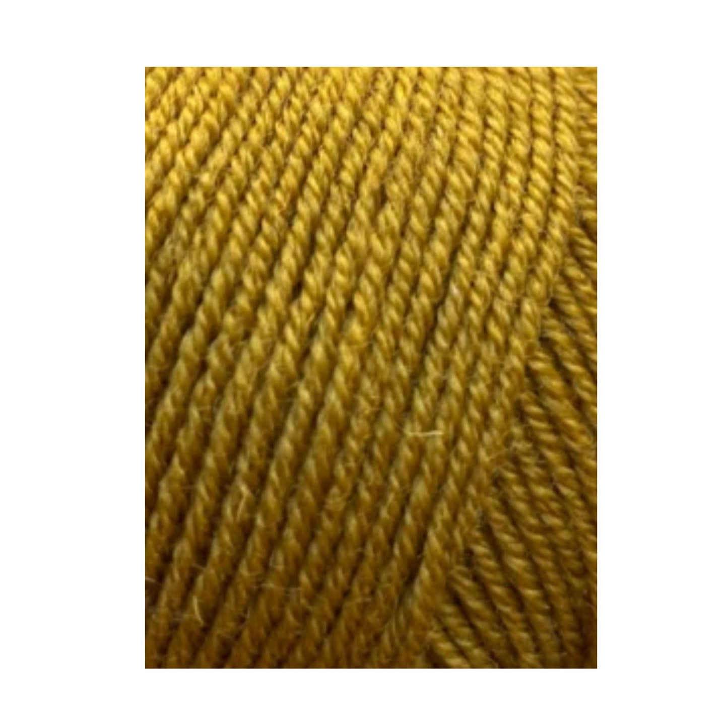 Texture et couleur d'une pelote de mérinos My Fine Wool de Gepard Garn, coloris 131 Ochre