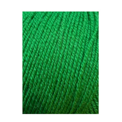 Texture et couleur d'une pelote de mérinos My Fine Wool de Gepard Garn, coloris 832 Bright Green