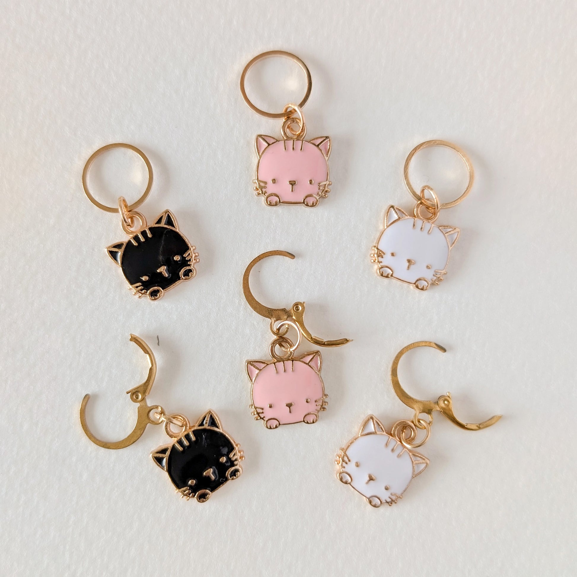 Set de marqueurs Hello Kim (3 fixes + 3 amovibles), modèle 40 L'Innocence Faite Chat (mix)