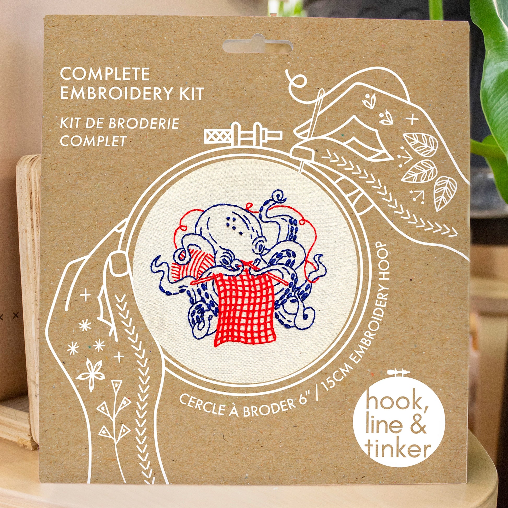 Kit de broderie Hook Line & Tinker, modèle   Pièvre qui Tricote