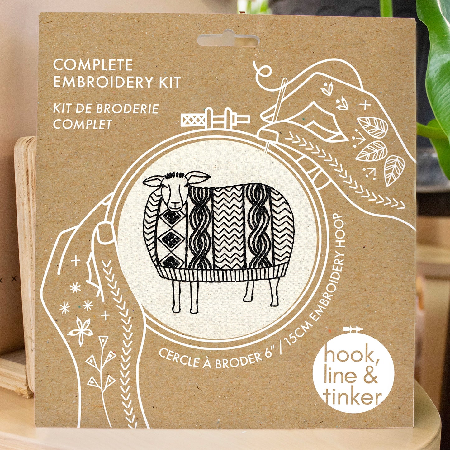 Kit de broderie Hook Line & Tinker, modèle   Mouton en Pull
