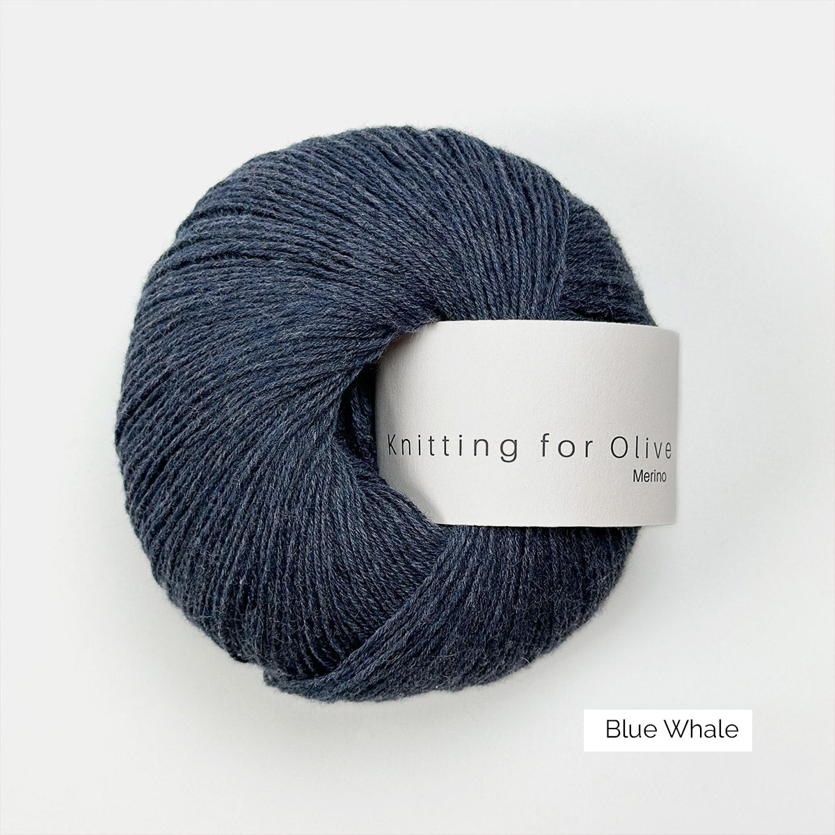 Pelote de mérinos non superwash Merino de Knitting for Olive (KFO) coloris Blue Whale