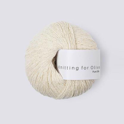 Pelote de Pure Silk de Knitting for Olive (KFO) coloris Undyed