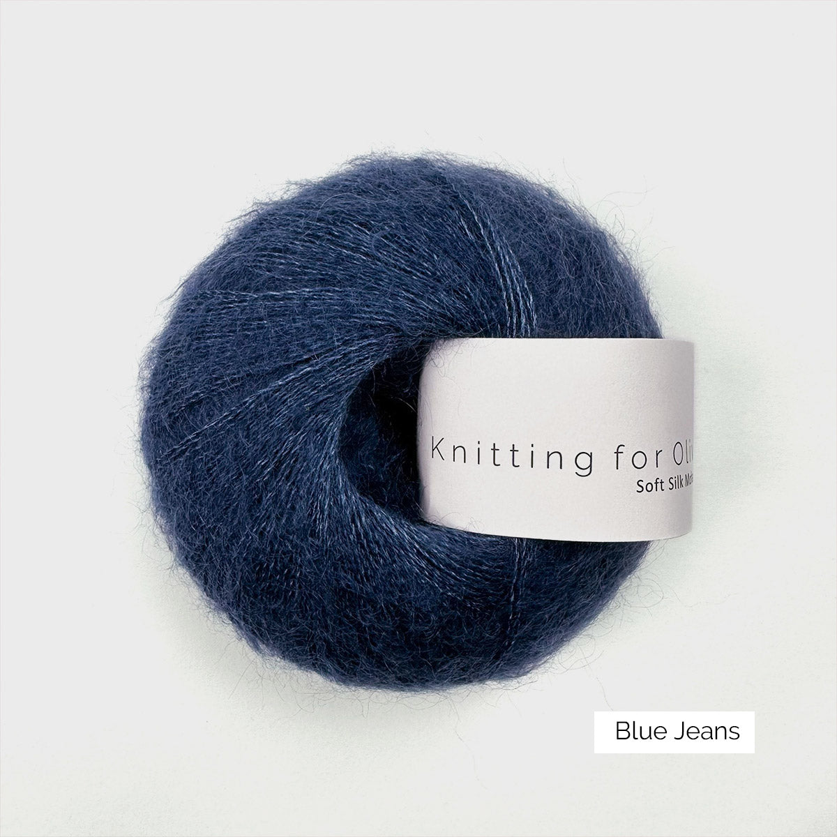 Pelote de mohair et soie Soft Silk Mohair de Knitting for Olive (KFO) coloris Blue Jeans