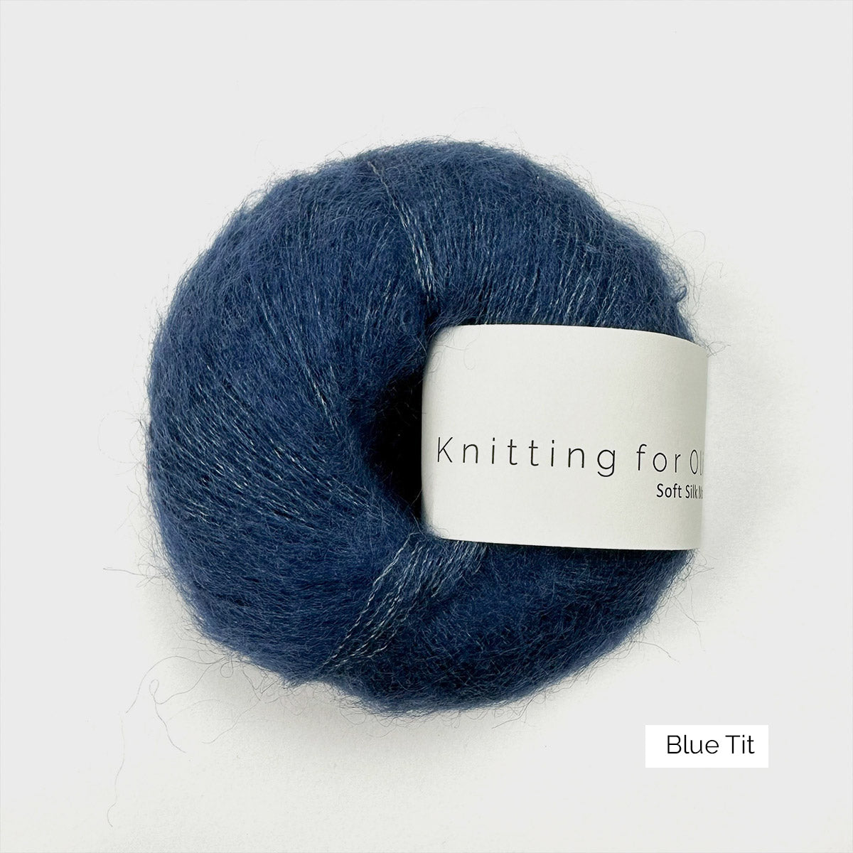 Pelote de mohair et soie Soft Silk Mohair de Knitting for Olive (KFO) coloris Blue Tit