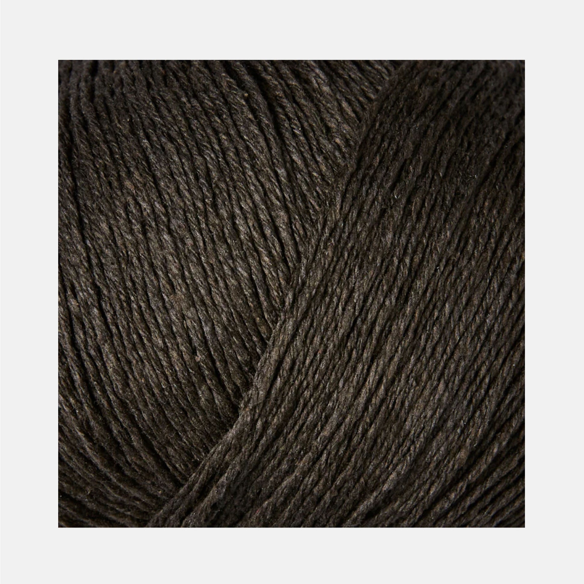 Texture de la Pure Silk de Knitting for Olive coloris Brown Bear