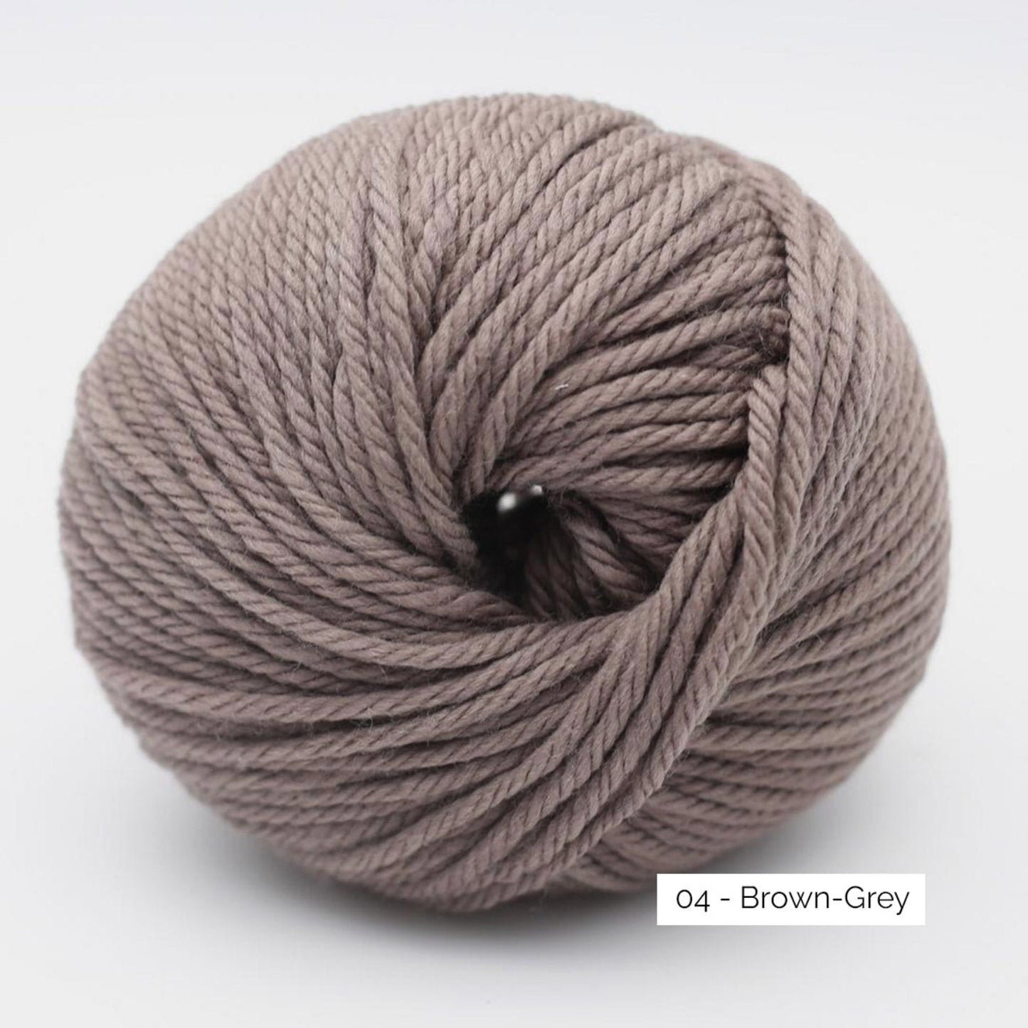 Merry Merino 70 de Kremke Soul Wool coloris 04 Brown Grey